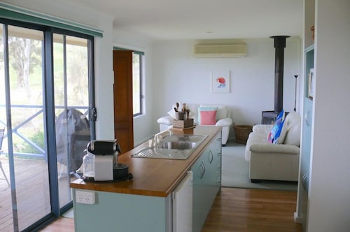 Riesling Country Cottages