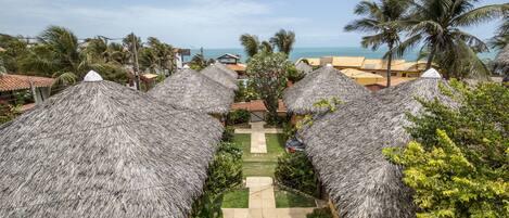 Superior-Apartment, Meerblick | Unterkunftsgelände