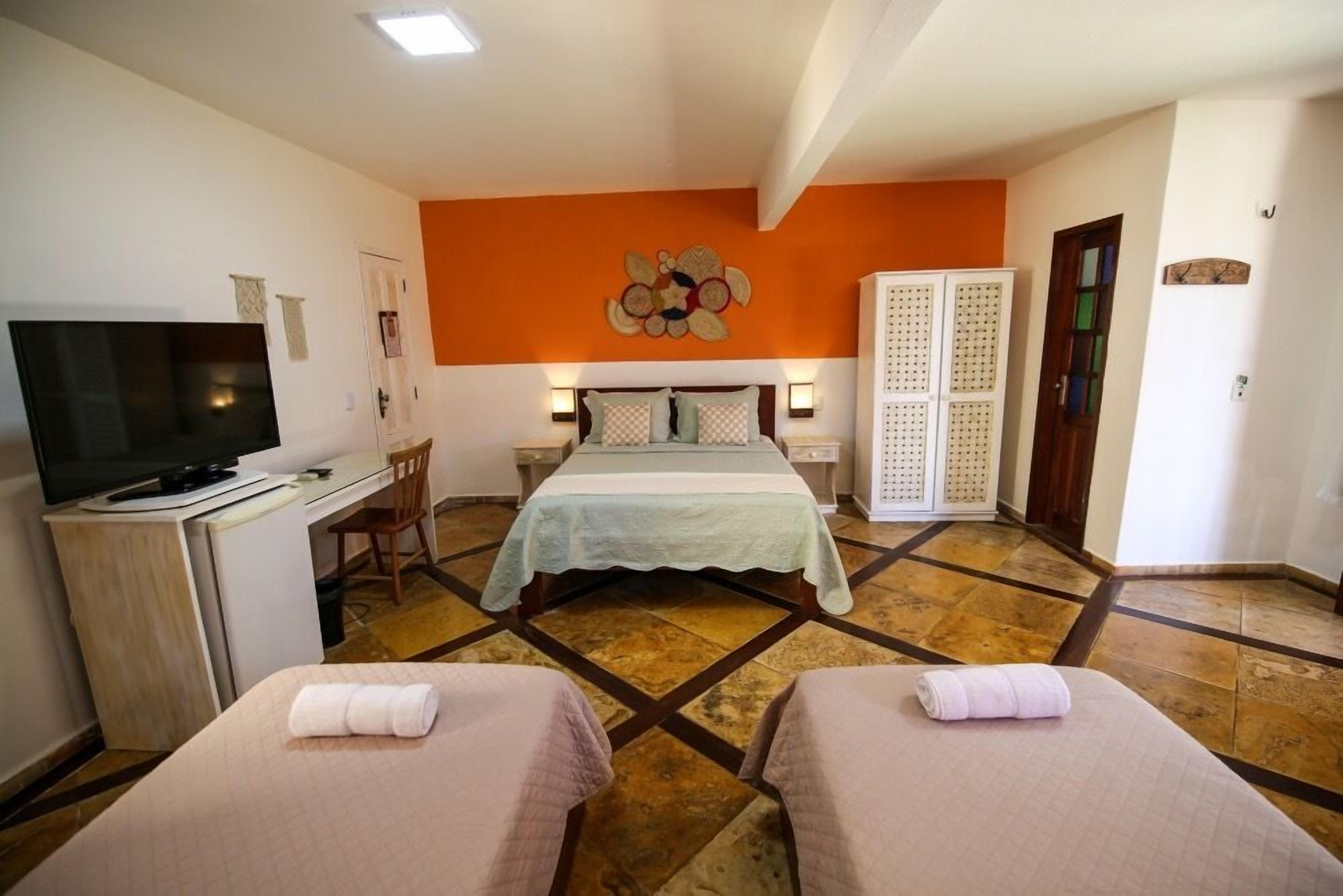 suite | minibar, desk, blackout curtains, free cots/infant beds