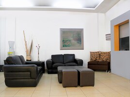 Sala de estar en el lobby