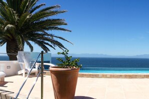 Outdoor pool - Watercolours House (Cape Town)
