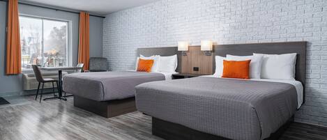 Signature Quadruple Room, 2 Queen Beds, Private Bathroom | Desk, soundproofing, iron/ironing board, rollaway beds