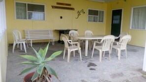 Casa família, 3 quartos, cozinha, no pátio | Terraço/pátio