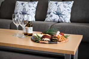 公寓, 小廚 (Studio) | 羽絨被、房內夾萬、遮光窗簾/窗簾、隔音