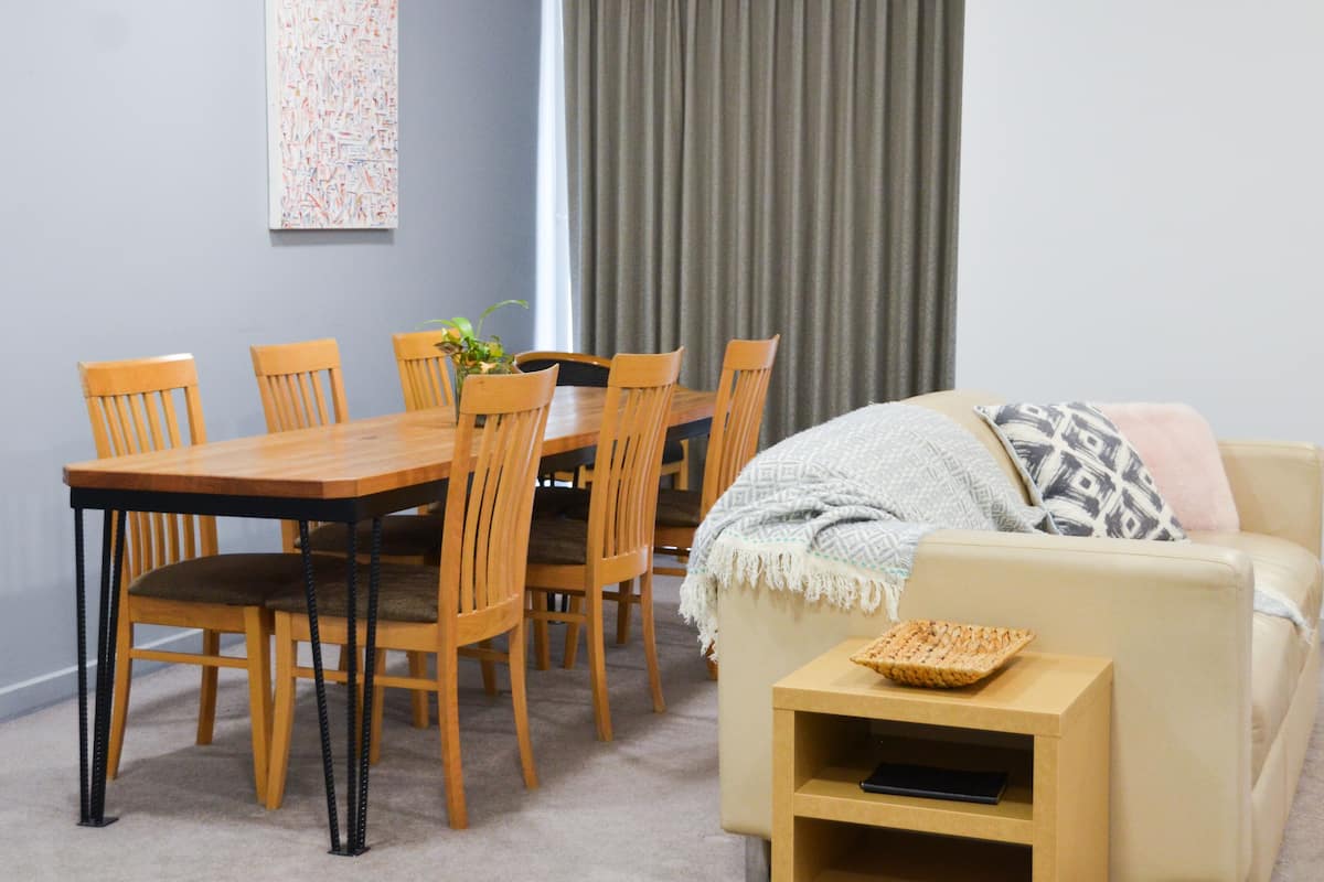 3 Bedroom Apartment | Down duvets, in-room safe, blackout curtains, soundproofing