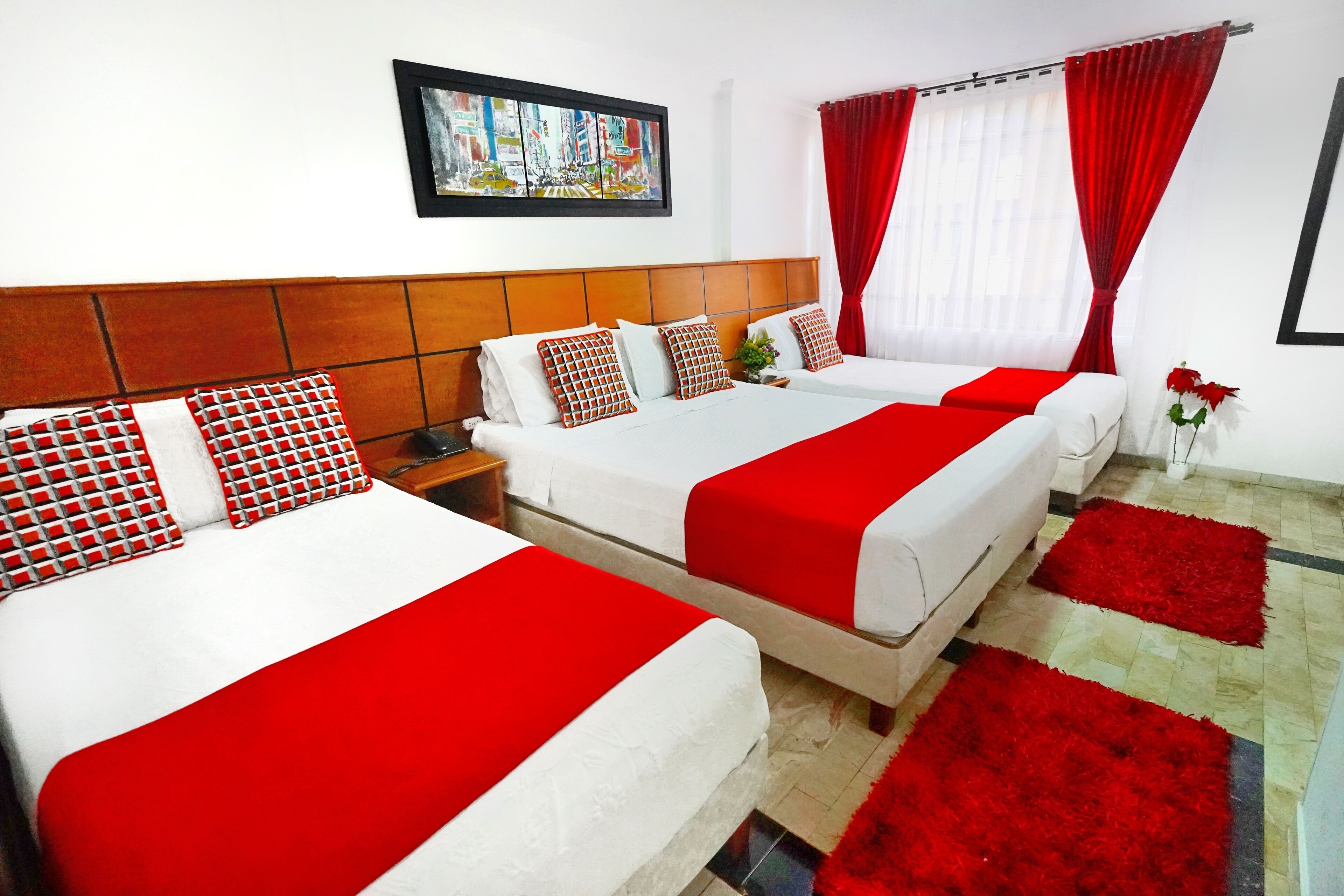 Foto - Hotel Embajada Real