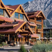 Moose Hotel And Suites