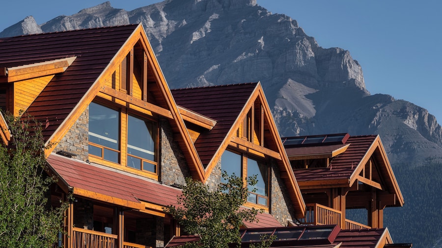 Moose Hotel And Suites