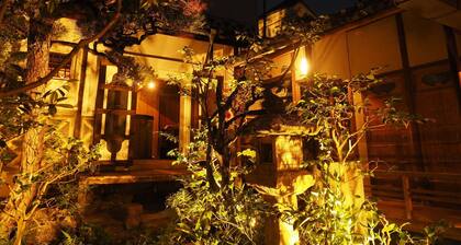 Naramachi Hostel & Restaurant