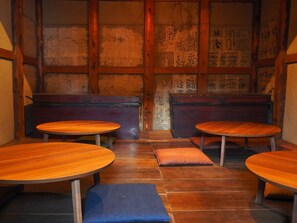 Bar (en la propiedad)