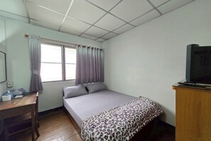 Standard Room, Fan | Skrivbord, gratis wi-fi och sängkläder