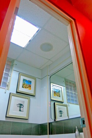 Luxury Apartment, City View, Executive Level | Bathroom