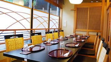 Breakfast, lunch, dinner served; Japanese cuisine