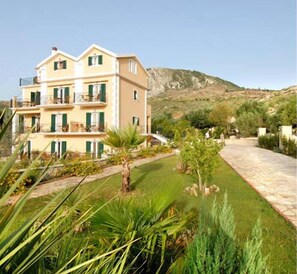 Jardines del alojamiento