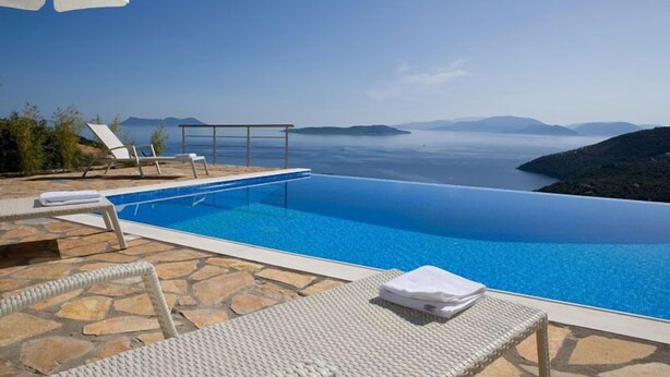 Piscina a l'aire lliure