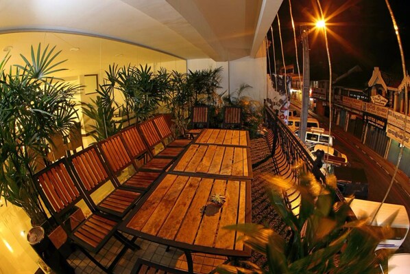 Dining - Cafe Aroma Inn (Kandy)