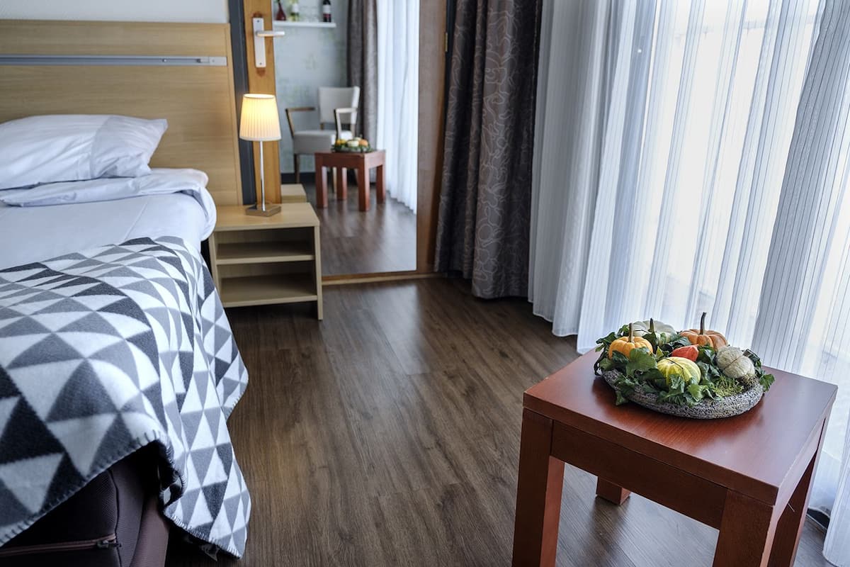 Single Room, Non Smoking, Canal View | In-room safe, desk, free WiFi