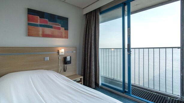 Twin Room, Non Smoking, City View - Eemshotel (Delfzijl)