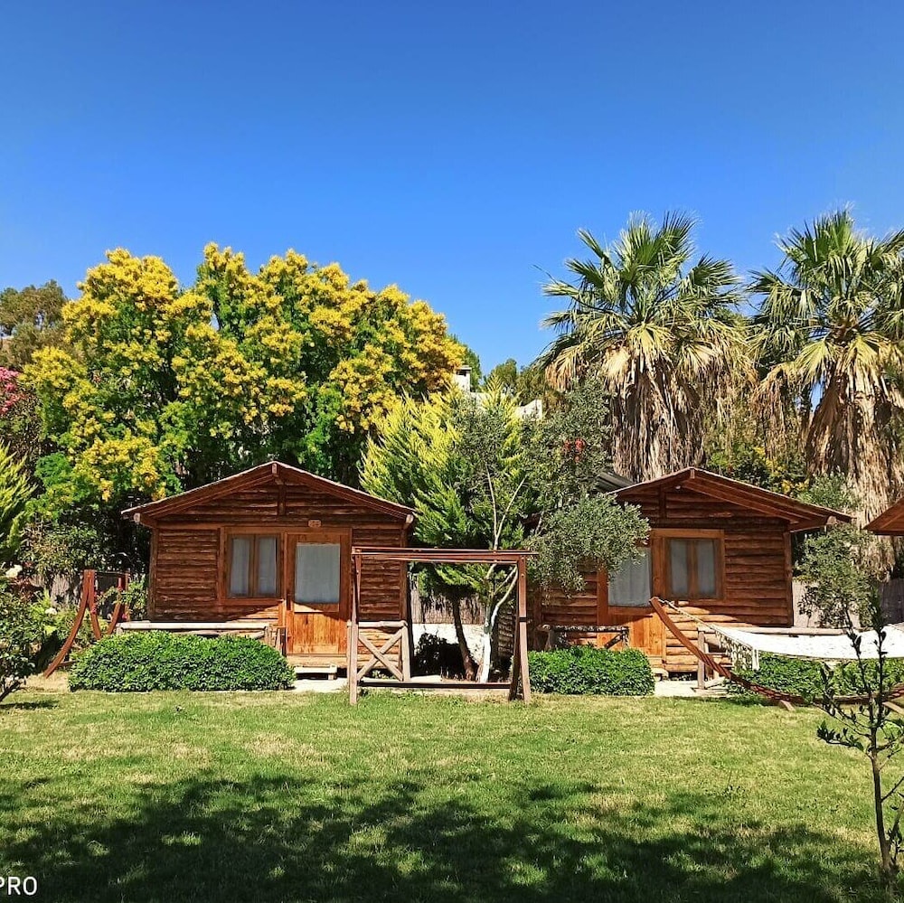 Pitos Bungalows - Akyarlar