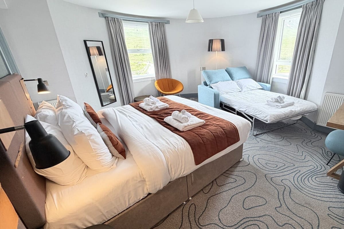 Superior Triple Room | WiFi (free), bed sheets