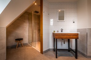 Suite, Mountain View | Bathroom sink