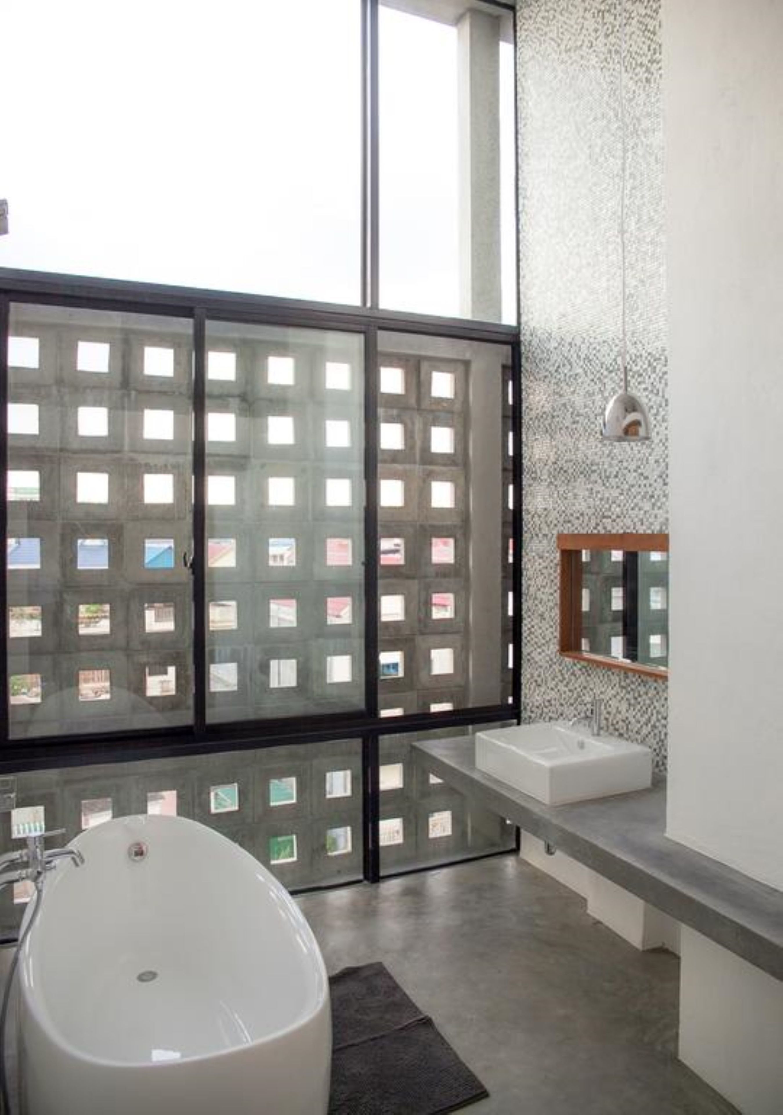 deluxe studio, 1 double bed, pool view | bathroom | shower, free toiletries, slippers, towels