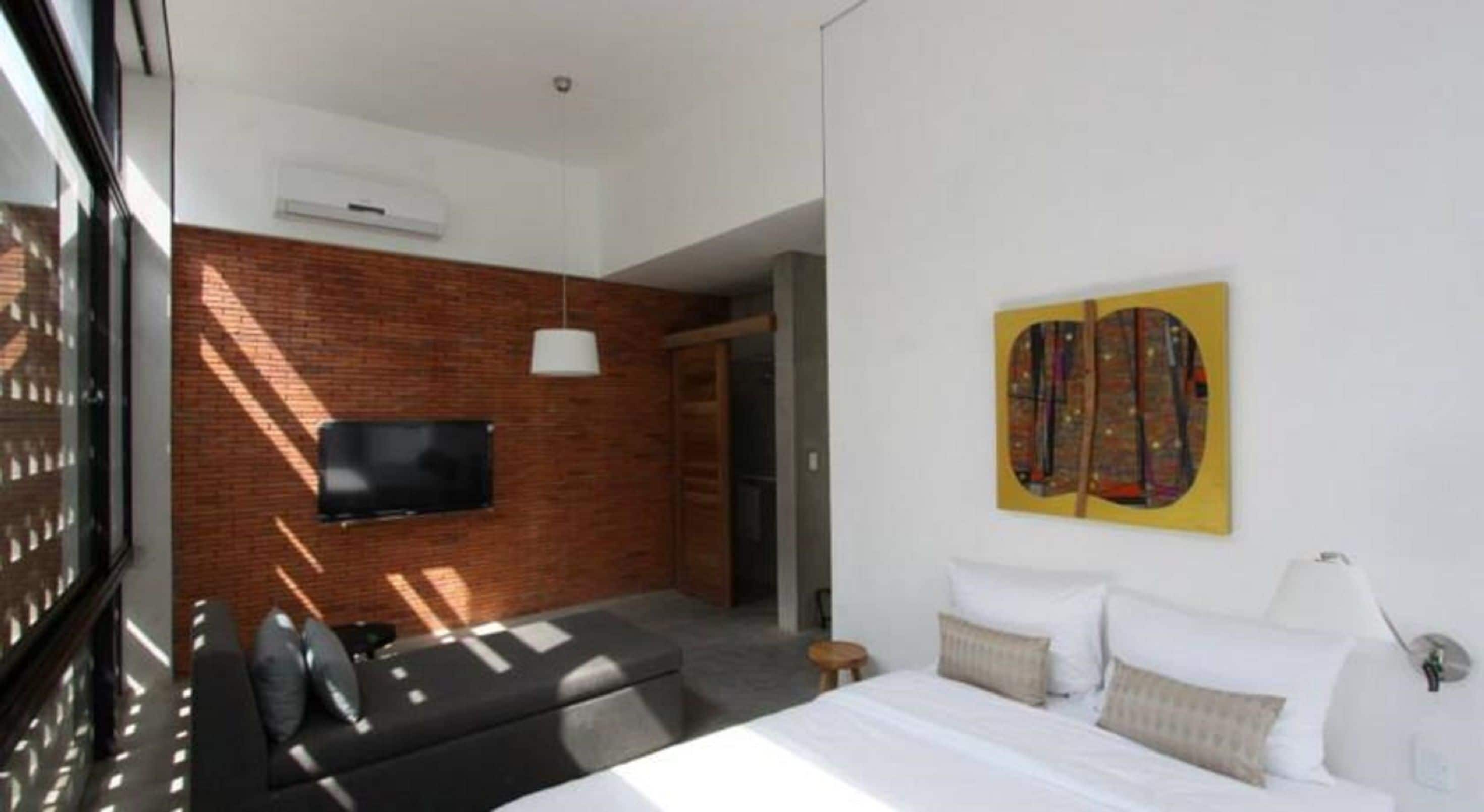 double room | minibar, in-room safe, desk, blackout curtains