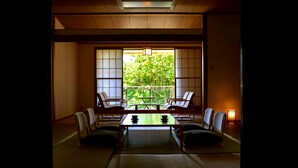 트래디셔널룸, 공용 욕실 (Ryokan Style)