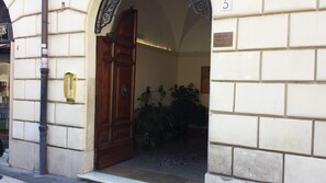 Exterior - Mosaic Guest House (Rome)