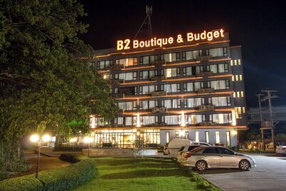 B2 Mahidol Boutique & Budget Hotel