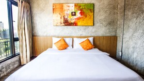 Blackout curtains, free WiFi, bed sheets - B2 Mahidol Boutique & Budget Hotel (Chiang Mai)