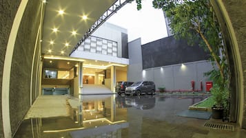 Free self-parking