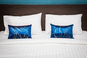 Hypo-allergenic bedding, free minibar, desk, free WiFi - The S.G Hotel (Buriram)