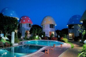 Outdoor pool - Khao Yai Panorama Resort (Pak Chong)