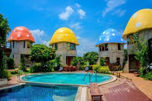Outdoor pool - Khao Yai Panorama Resort (Pak Chong)