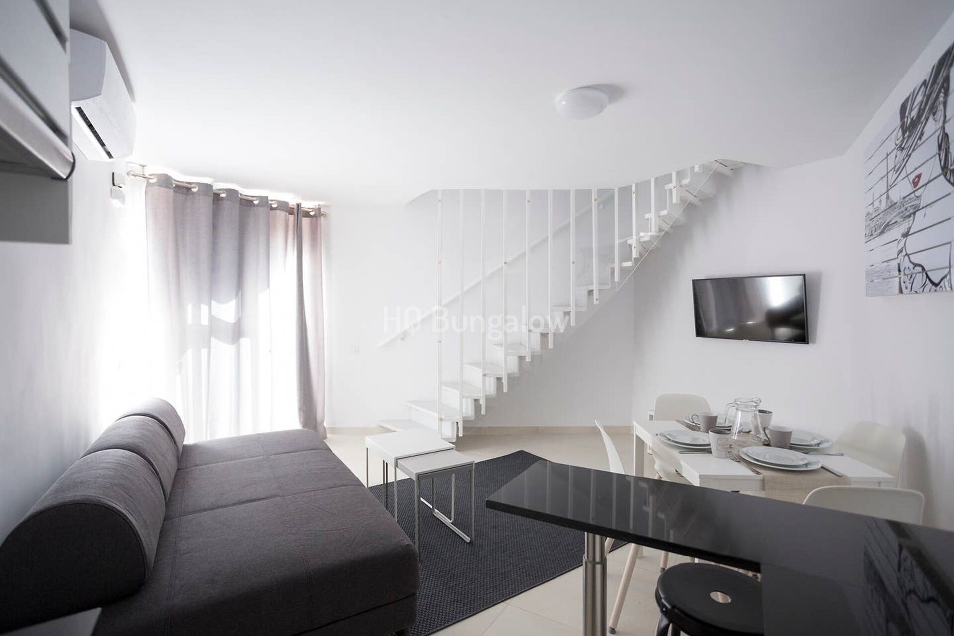 Elite Bungalow | Living room