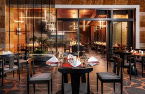 6 restaurants; breakfast, lunch, dinner and brunch served  - Arycanda Kirman Premium - Ultra All Inclusive (Alanya)