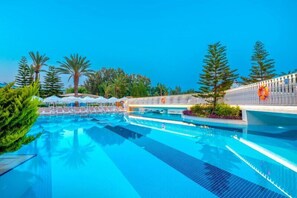 2 indoor pools, 2 outdoor pools, pool umbrellas, sun loungers - Sidemarin Kirman Premium - Ultra All Inclusive (Manavgat)