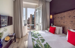 Perhehuone, 2 makuuhuonetta, 2 kylpyhuonetta | Parveke