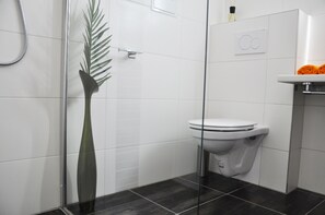 Appartement Premium, 1 chambre, non-fumeur, terrasse | Salle de bain