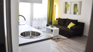 Premium Apartment, 1 Bedroom, Non Smoking, Terrace | Private kitchen | Coffee/tea maker, fridge, microwave, stovetop - Traditional Apartments Vienna TAV (Vienna)