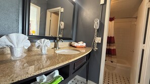 Standard Double Room, 2 Double Beds, Non Smoking | Bathroom | Combined shower/tub, free toiletries, towels