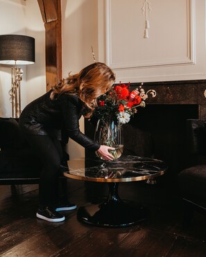 高档床上用品、羽绒被、客房内保险箱、特色装修