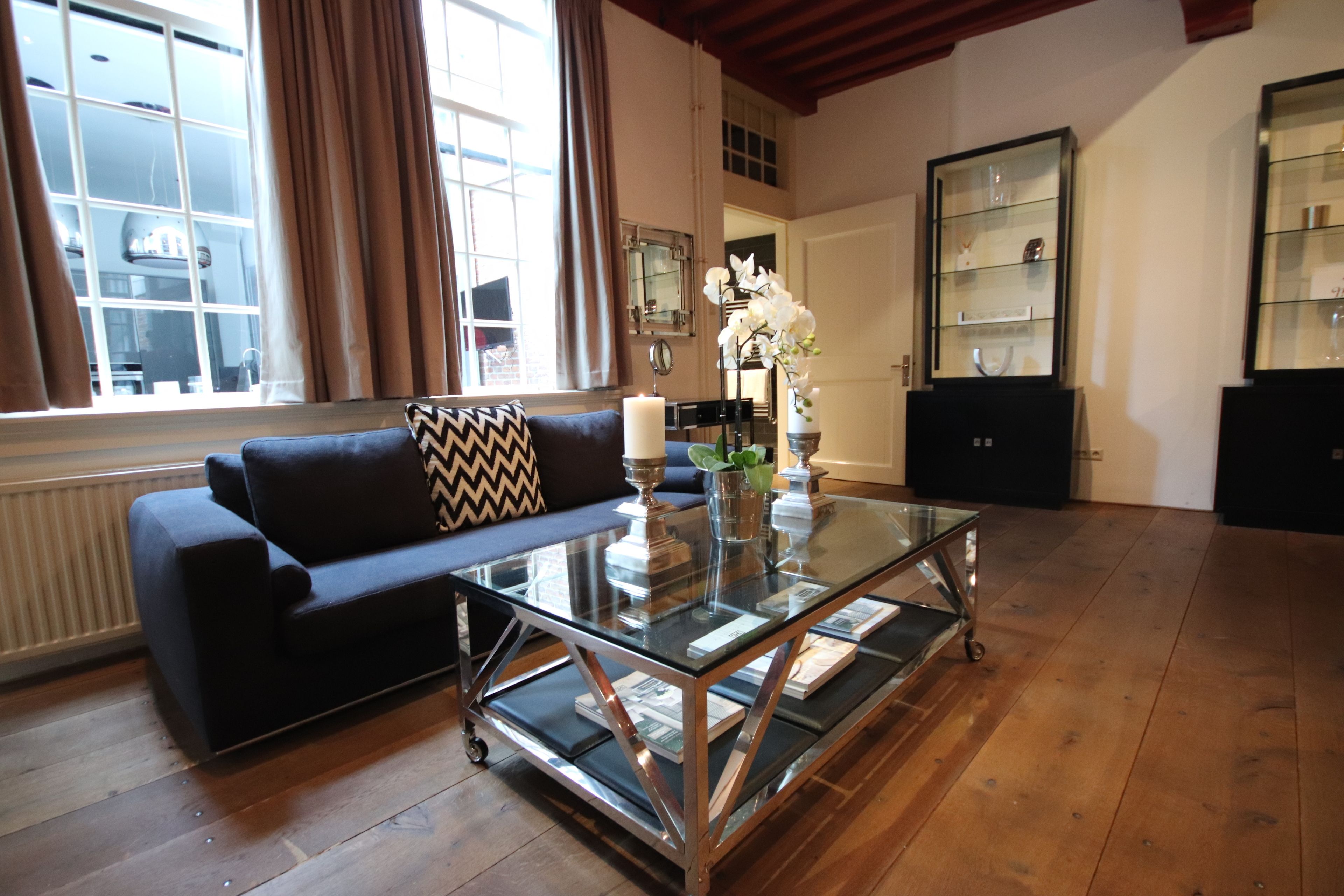 总统开间套房, 1 张特大床, 无烟房, 厨房 | 高档床上用品、羽绒被、客房内保险箱、特色装修