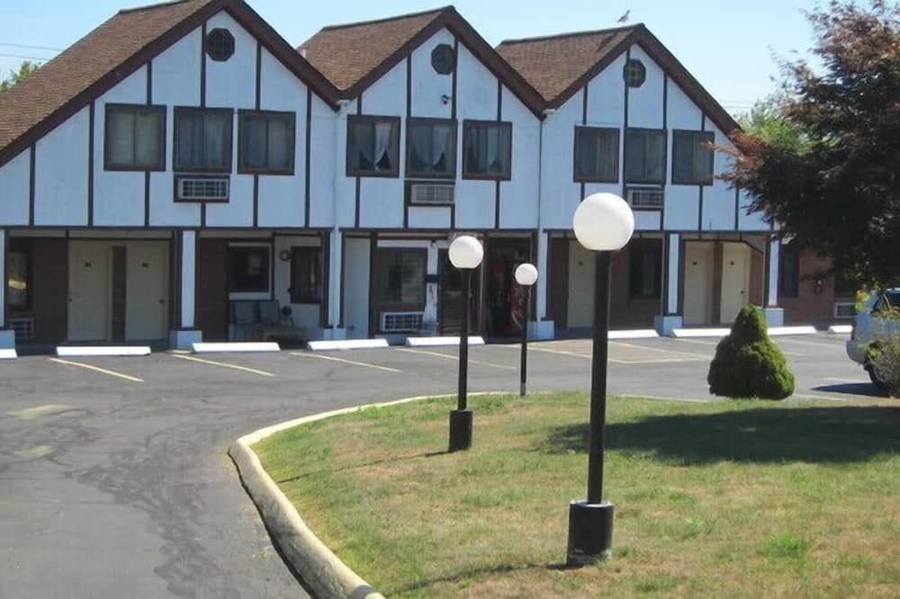 Lamplighter Motel - Clinton, Connecticut
