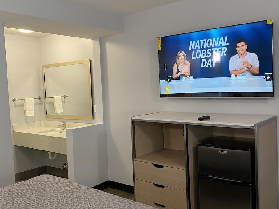 Habitación, 1 cama de matrimonio grande | Wifi gratis y ropa de cama