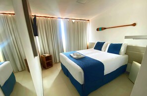 Compact Andar Superior | Blackout curtains, soundproofing, free WiFi, bed sheets - Pousada Bahia Inn (Cairu)