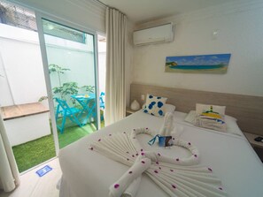 Economy tweepersoonskamer (Compact ) | Verduisterende gordijnen, geluiddichte muren, gratis wifi, beddengoed