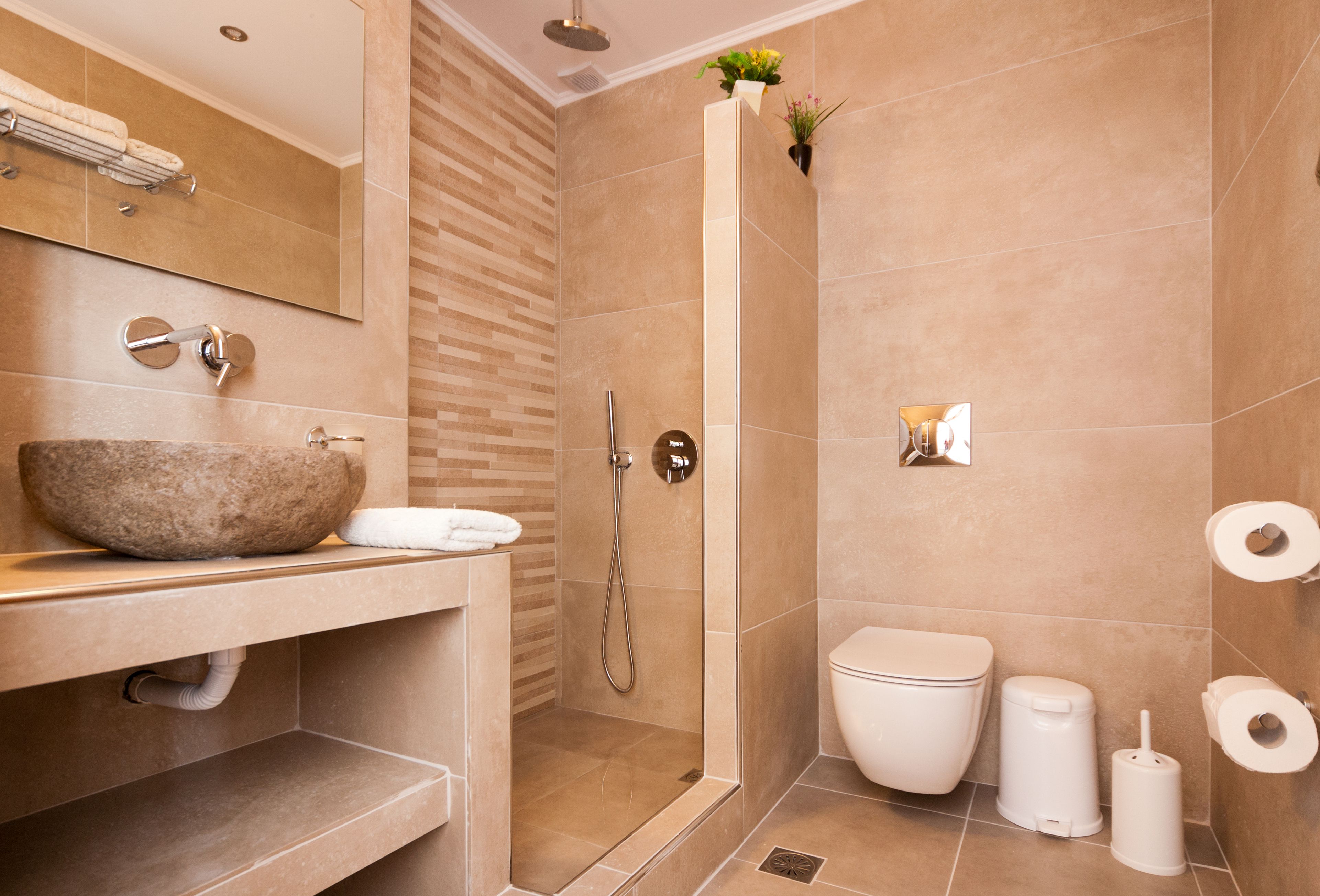 standard room, mountain view | bathroom | hair dryer, towels