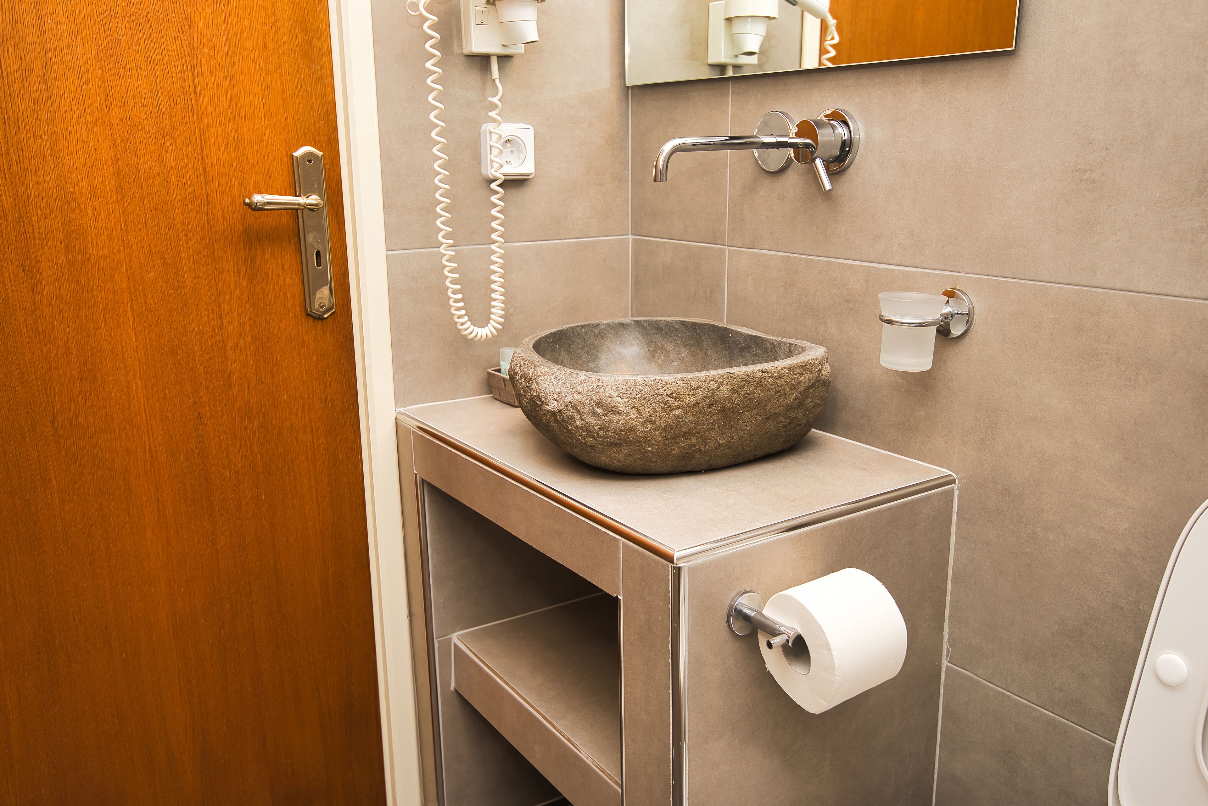 single room | bathroom sink